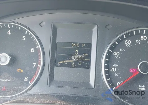 2014 Volkswagen Jetta 1.8T Se z USA, uszkodzony, nr VIN 3VWD17AJ3EM249215